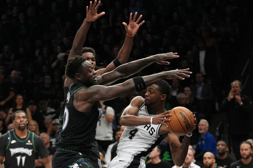 "¡Escándalo en la NBA! Expulsan a Wembanyama y Minnesota empata la serie ante los Spurs"