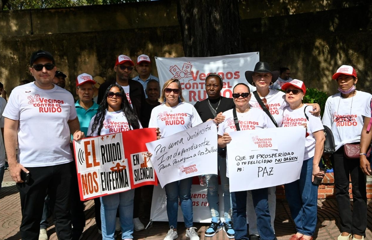 ¡Bájale dos! Manifestación en el Parque Independencia exige fin del ruido excesivo en el Distrito Nacional