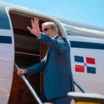 Luis Abinader viaja a Miami para recibir premio internacional