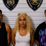 alt="Ficha policial de Masha, Alexander Martínez alias Habilidad y Karla Julisa alias Juliquin tras arresto en Boca Chica"