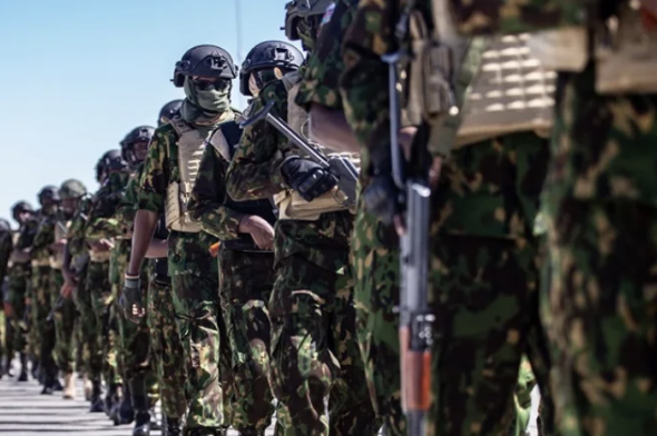 Despliegue operativo de la nueva Fuerza de Represión de las Pandillas respaldada por la ONU en territorio de Haiti.