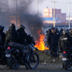 Crisis en Bolivia, Rodrigo Paz, La Paz, El Alto, Bloqueos de carreteras, Protestas Internacionales.