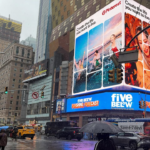 Gráfica estadística del informe de la Contraloría de Nueva York que muestra barras de proyección de empleo e ingresos fiscales afectados por la IA.