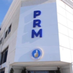 Salón de reuniones donde sesionará la Dirección Ejecutiva del PRM con los 52 miembros titulares este miércoles en Santo Domingo.