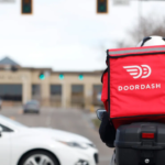 El drama de los deliveristas en NY: Protestas masivas contra Uber y DoorDash por bloqueos injustos de cuentas