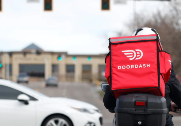 El drama de los deliveristas en NY: Protestas masivas contra Uber y DoorDash por bloqueos injustos de cuentas