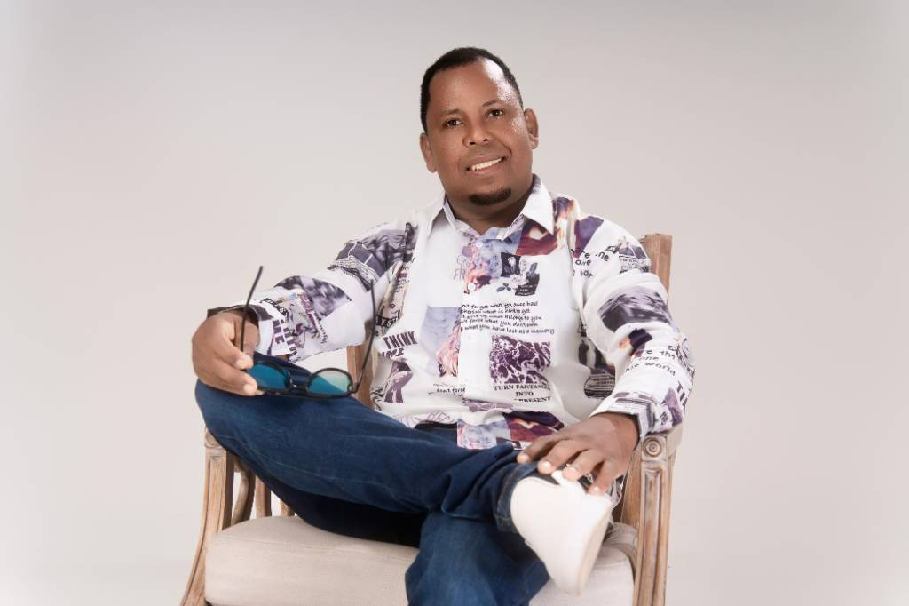 El Pichón de la Bachata busca hacer historia con una colaboración soñada junto a Anthony Santos en "Amigo Fiel"