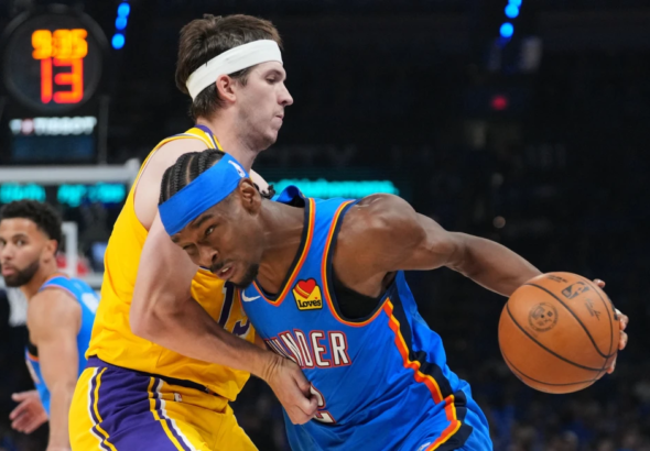 Chet Holmgren vs LeBron James Thunder vs Lakers Playoffs NBA 2026 Descripción Meta: Chet Holmgren lidera con 24 puntos la victoria del Oklahoma City Thunder 108-90 sobre los Lakers de Los Ángeles en el inicio de las semifinales del Oeste.