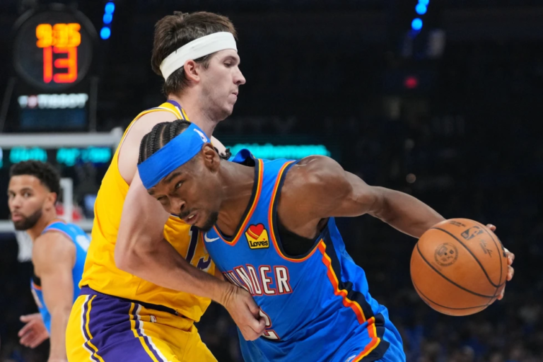 Chet Holmgren vs LeBron James Thunder vs Lakers Playoffs NBA 2026 Descripción Meta: Chet Holmgren lidera con 24 puntos la victoria del Oklahoma City Thunder 108-90 sobre los Lakers de Los Ángeles en el inicio de las semifinales del Oeste.