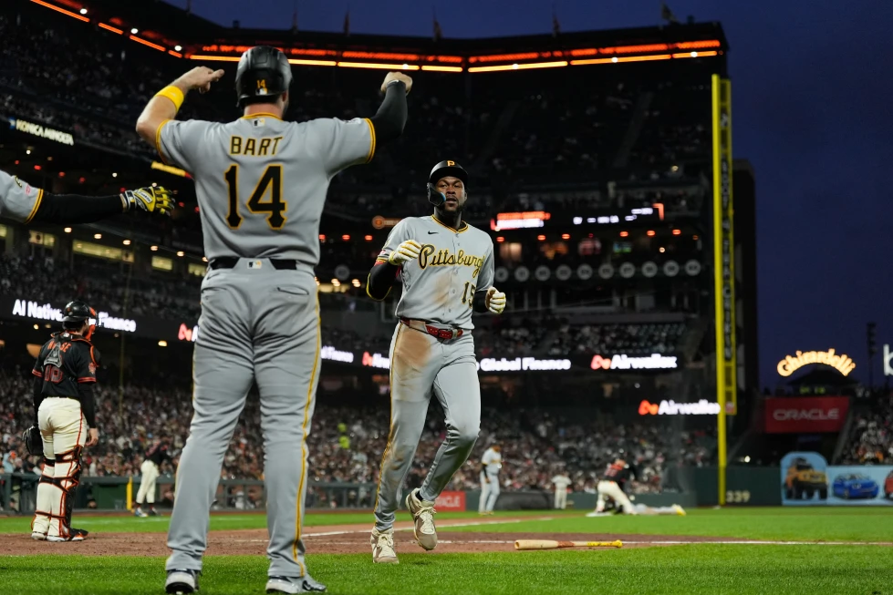 "Piratas de Pittsburgh aplastan a los Gigantes con récord de 20 hits y gran actuación de Oneil Cruz"