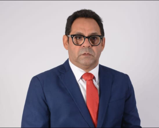 "El periodista José Abreu, director de Noticiasenlineard, presenta su editorial sobre la crisis de vivienda, inseguridad y costo de la vida en República Dominicana 2026."