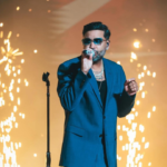 Zion comparte que pasó tres semanas inconsciente. El artista urbano también comentaba sobre el pago que reciben los músicos de las compañías discográficas.