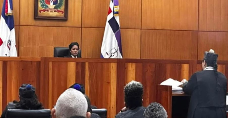 Sala del Cuarto Juzgado de la Instruccion del Distrito Nacional donde se define el envio a juicio del Caso Calamar.