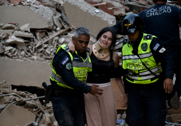 Aumentan a 164 los fallecidos y 971 los heridos tras los devastadores terremotos en Venezuela
