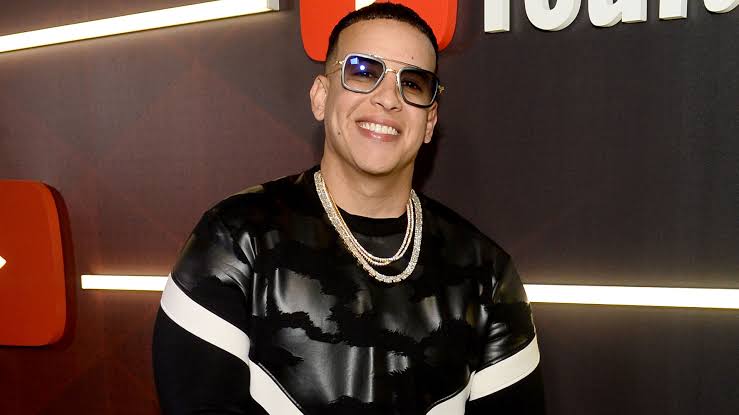 Daddy Yankee recibe revés judicial en batalla legal contra