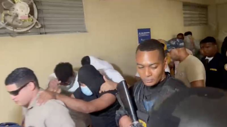 Operación XL 526: El perturbador guion de la red de ciber-extorsión en Santiago | Noticias en Línea RD