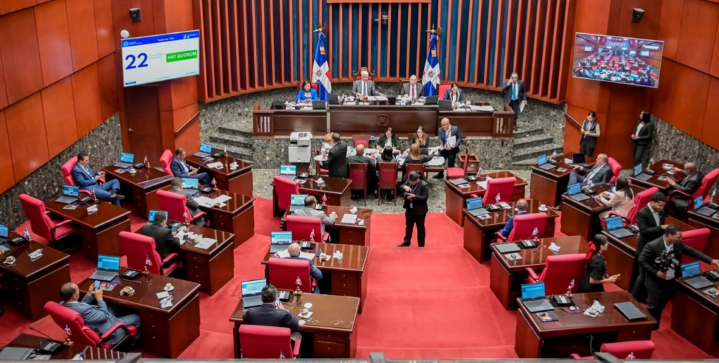 Senado dominicano envía a comisión bicameral proyecto de ley económico del Ejecutivo; aprueba Instituto del Casabe y patrimonio de la muñeca sin rostro