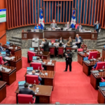 Senado dominicano envía a comisión bicameral proyecto de ley económico del Ejecutivo; aprueba Instituto del Casabe y patrimonio de la muñeca sin rostro