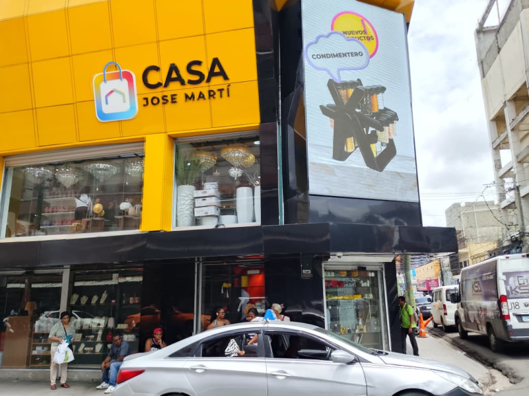 Kids, hogar, joyería, tecnología, perfumería y más: Casa José Martí es el nuevo referente comercial de la calle José Martí