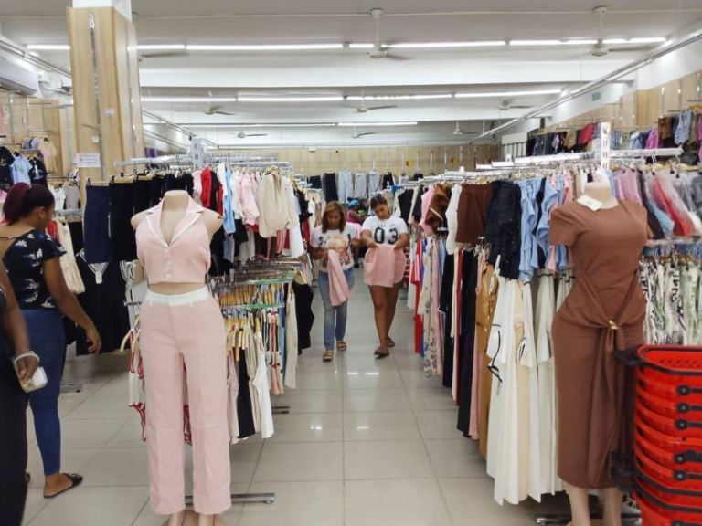 : Importadora Diva Intima avenida duarte ropa interior