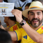 De la Espriella vota en Barranquilla confiado en ganar en Colombia