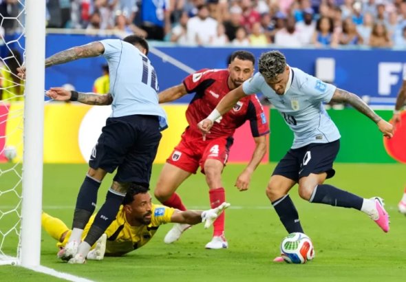 Uruguay se resigna a otro empate, mientras Cabo Verde festeja otro punto y gol histórico