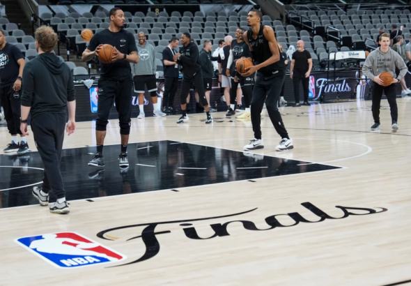 Finales NBA 2026 Spurs Knicks.