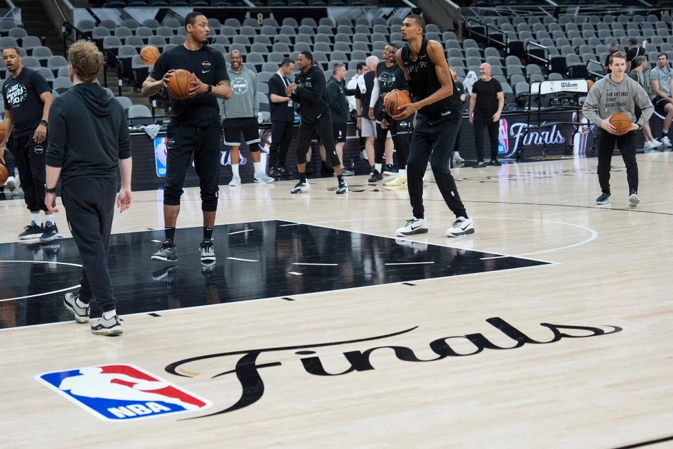 Finales NBA 2026 Spurs Knicks.