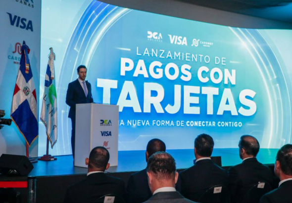 Luis Abinader pagos con tarjetas Aduanas.
