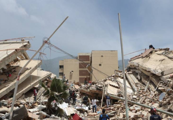 Catástrofe en Venezuela: Suman 235 muertos y 4,300 heridos; ayuda internacional llega ante "devastación aterradora"