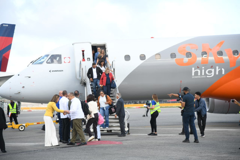 Rostros del terror: Llegan al país los primeros 65 dominicanos repatriados tras los devastadores terremotos en Venezuela