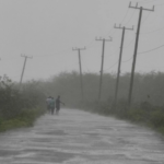 Alerta meteorológica: Onda tropical y vaguada provocarán fuertes aguaceros con tronadas en gran parte de RD