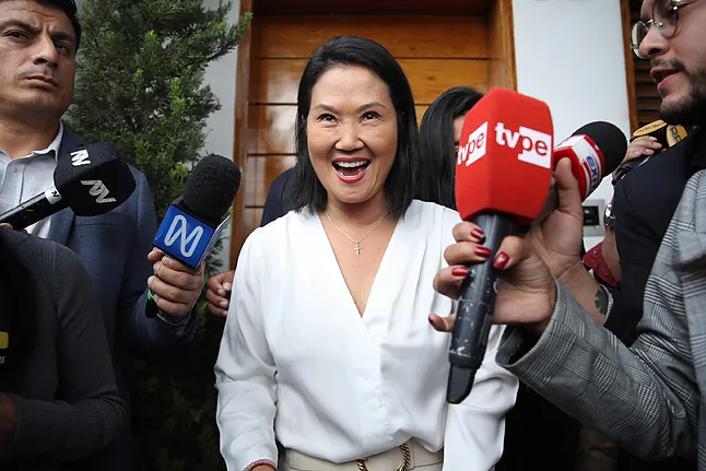 Zarpazo electoral de Keiko Fujimori, que recupera la cabeza del escrutinio y se proyecta a la presidencia de Perú