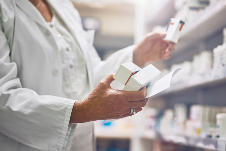 Pacientes dominicanos protestan y exigen la aprobación de fármacos biológicos al Programa de Medicamentos de Alto Costo.