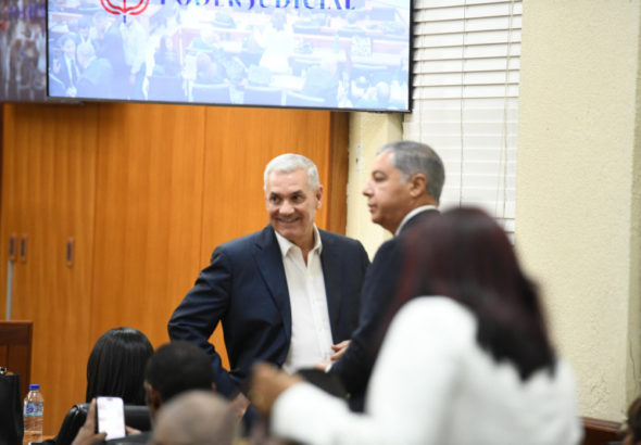 Gonzalo Castillo recibe sonriente el fallo de no ha lugar emitido por el tribunal en el Caso Calamar.