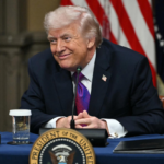 El presidente de los Estados Unidos Donald Trump ofrece declaraciones sobre la posibilidad de una reunion diplomatica con el lider de Iran para Noticias en Línea RD.