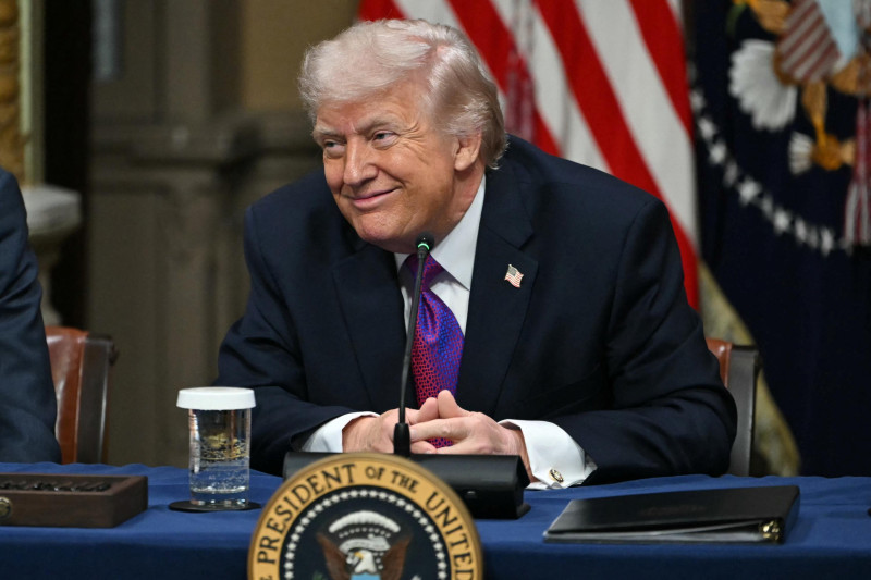 El presidente de los Estados Unidos Donald Trump ofrece declaraciones sobre la posibilidad de una reunion diplomatica con el lider de Iran para Noticias en Línea RD.