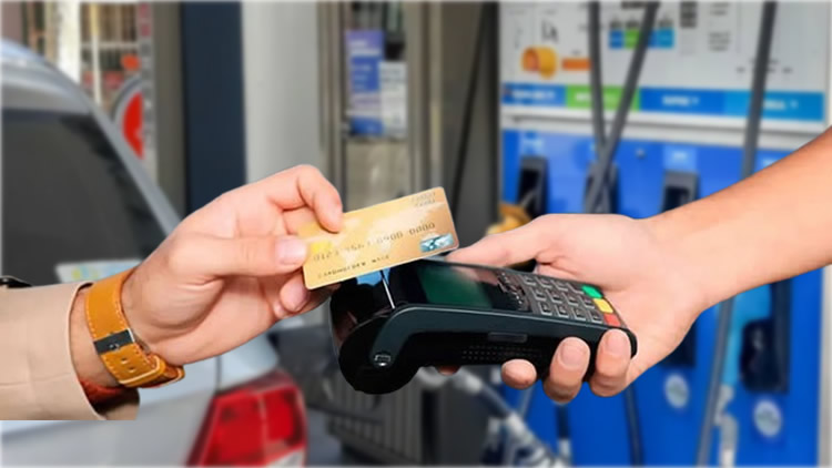 ANADEGAS denuncia que comisiones bancarias absorben hasta RD$8.45 por cada galón de gasolina vendido