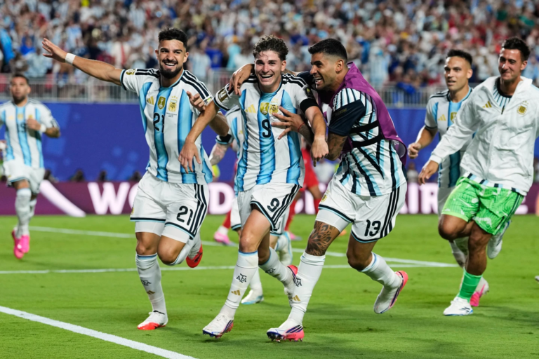 Argentina vence 3-1 a Suiza y pasa a semis del Mundial