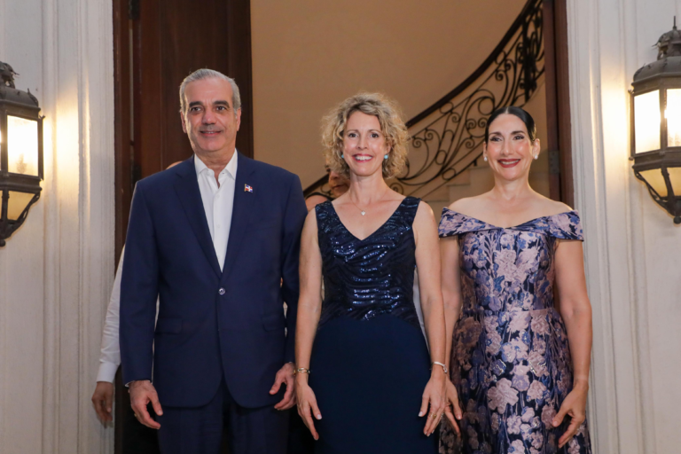 Luis Abinader celebra el Día de la Bastilla con Francia en RD