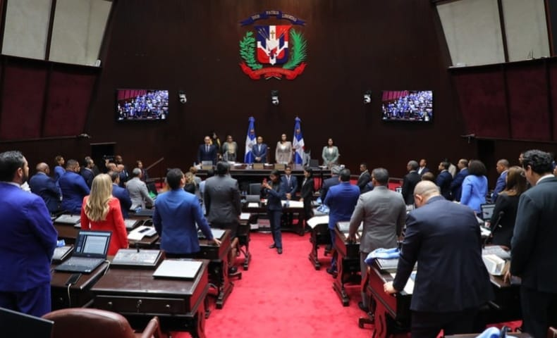 Diputados aprueban 32 cambios a Código Penal dominicano julio 2026