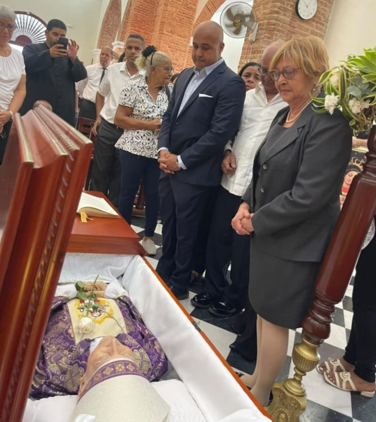 Entierro de monseñor Gabriel Antonio Camilo González en La Vega 2026