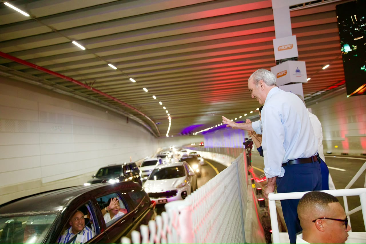Abinader inaugura tunel Plaza de la Bandera Santo Domingo 2026