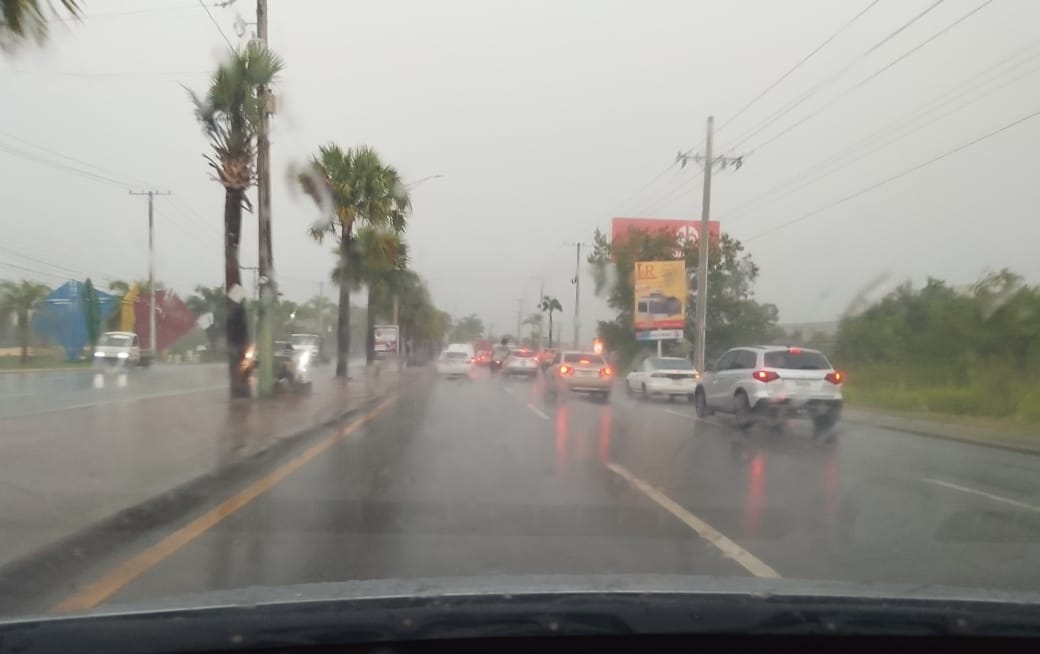 INDOMET prevé aguaceros por vaguada y alerta por polvo del Sahara