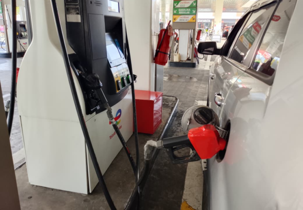 El alza del avtur y kerosene desmonta el alivio en los combustibles | Editorial (80 caracteres)