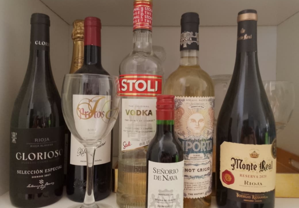 TC declara inconstitucional decreto sobre horario de venta de alcohol