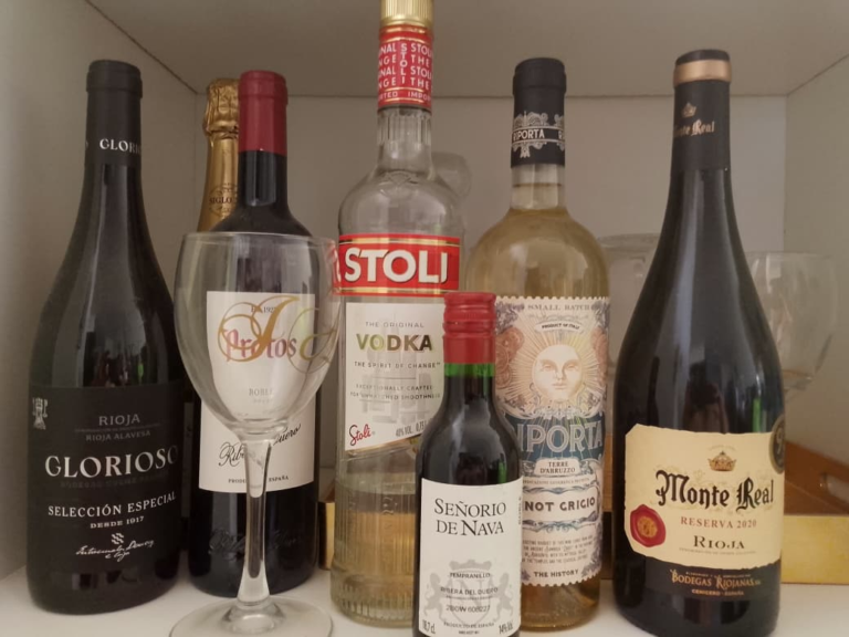 TC declara inconstitucional decreto sobre horario de venta de alcohol