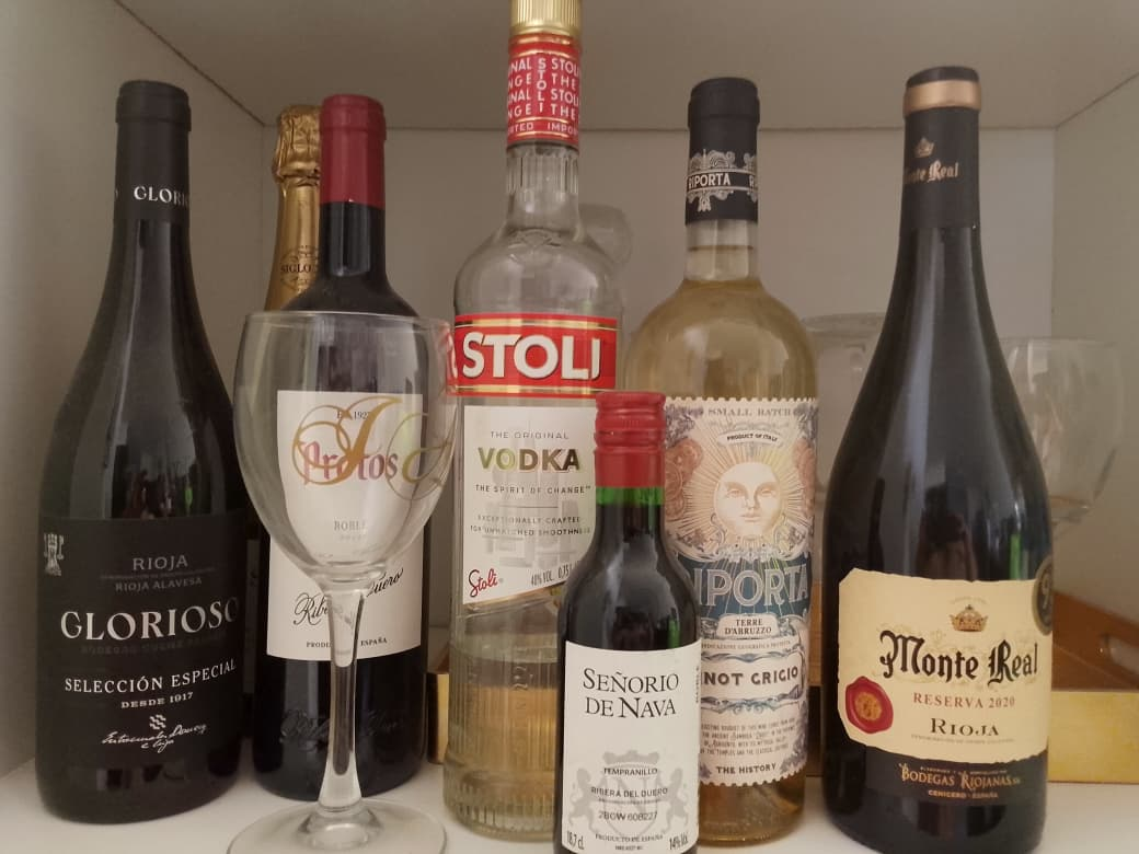 TC declara inconstitucional decreto sobre horario de venta de alcohol