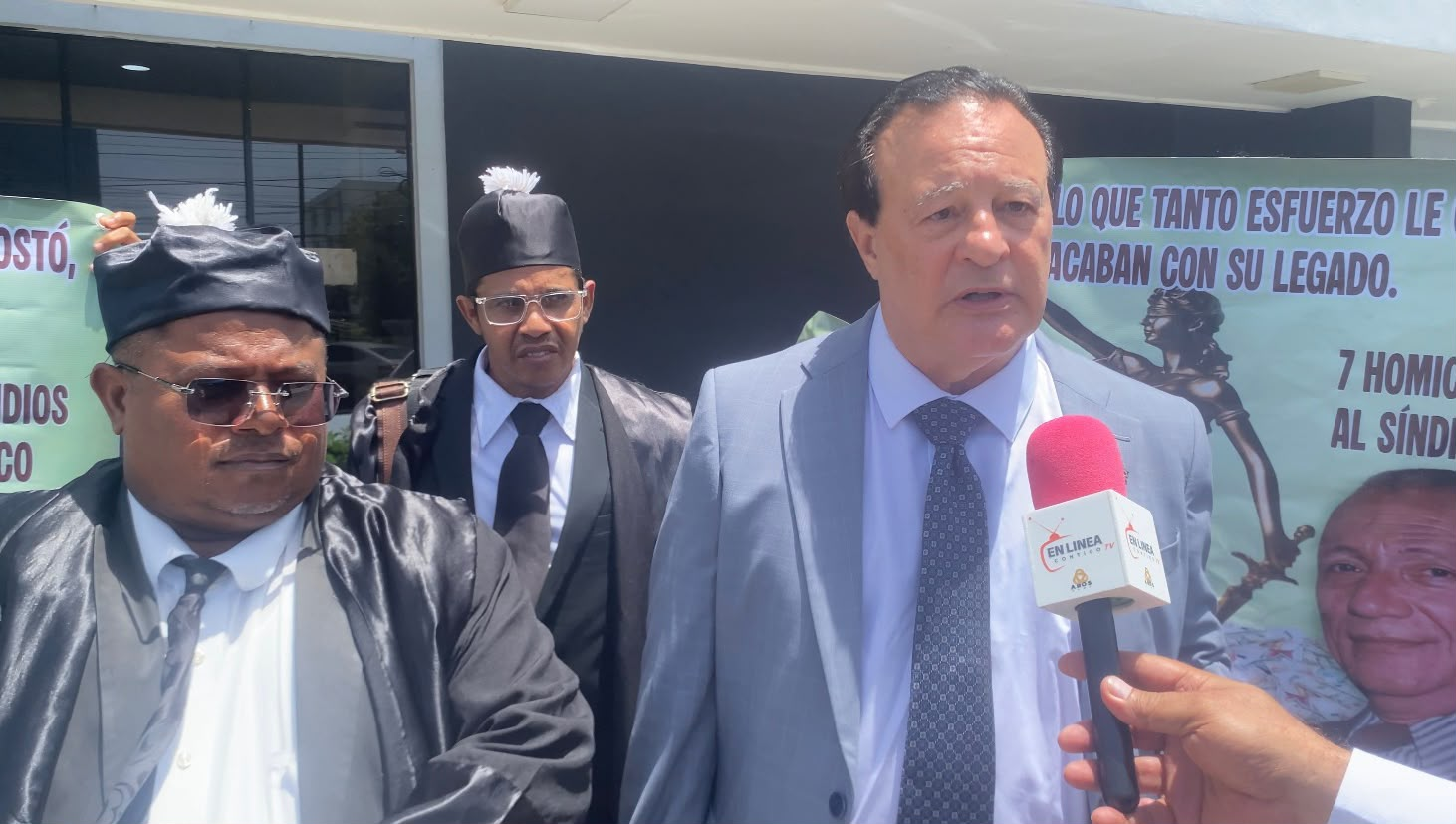 Aplazan demanda familiar por fortuna del Dr. Ramon Baez Acosta