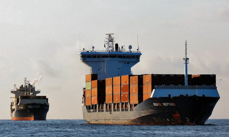 "Las tarifas de los fletes de contenedores desde China hacia la República Dominicana se duplicaron tras la guerra en Medio Oriente"